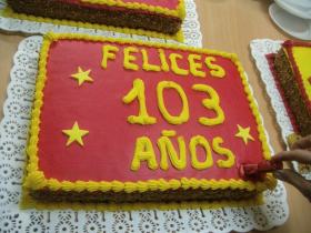 103_anios_torta