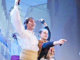 04_grupo-folklorico-pareja2