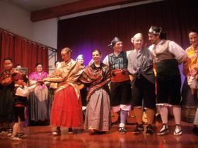103_anios_grupo-folklorico-bailando
