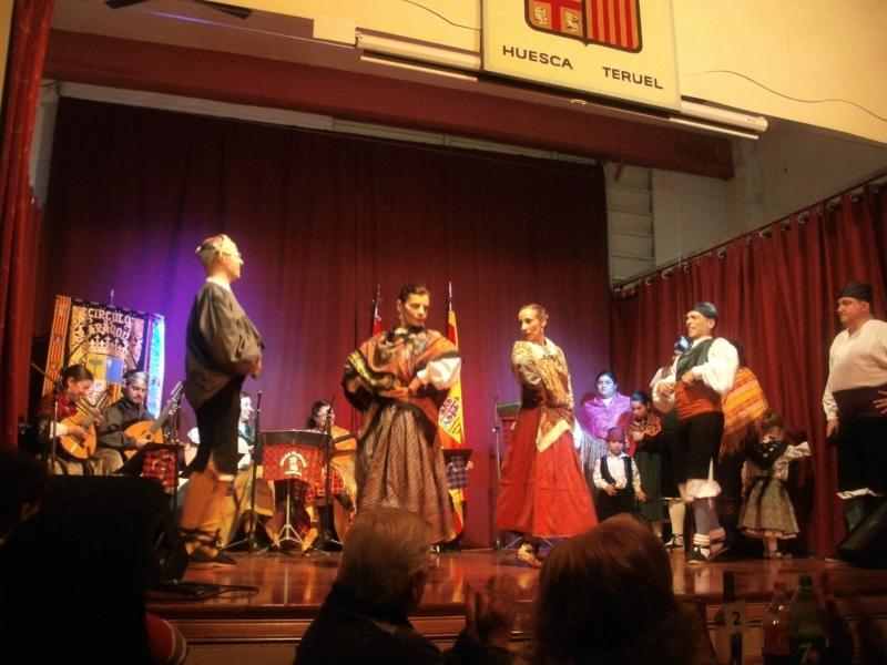 103_anios_grupo-folklorico-bailando-2parejas2