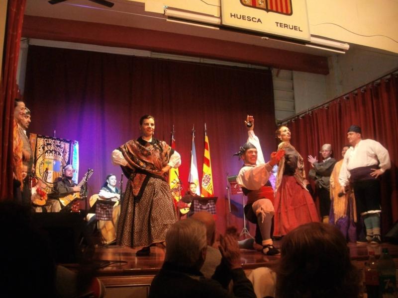 103_anios_grupo-folklorico-bailando-2parejas1