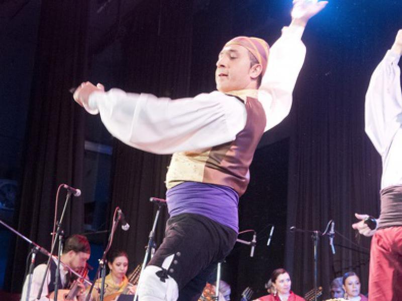 04_grupo-folklorico-hombres2