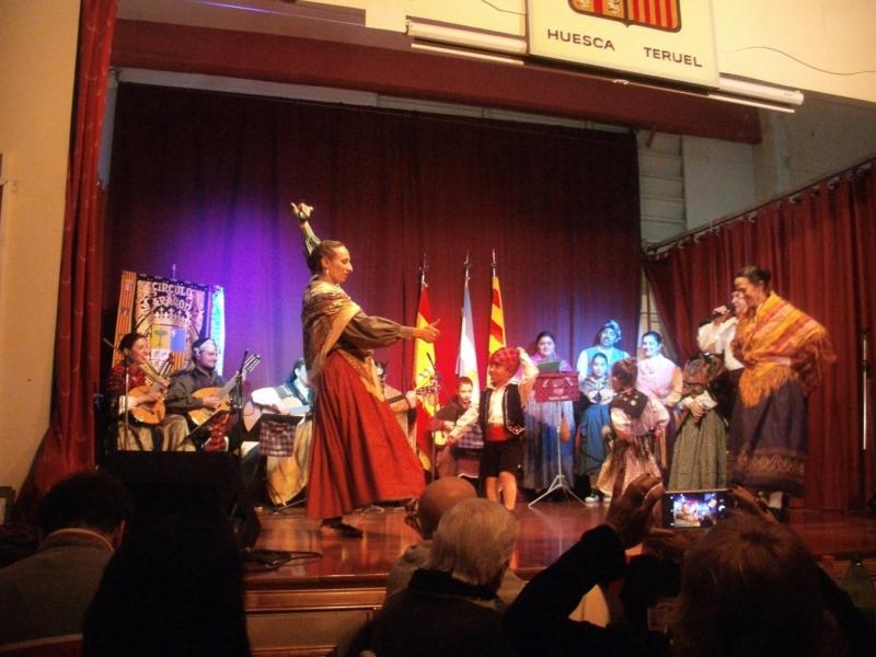 103_anios_grupo-folklorico-bailando-nenes