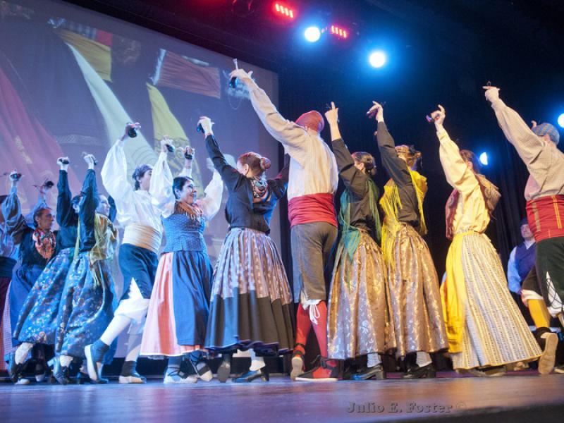 04_grupo-folklorico-baile2
