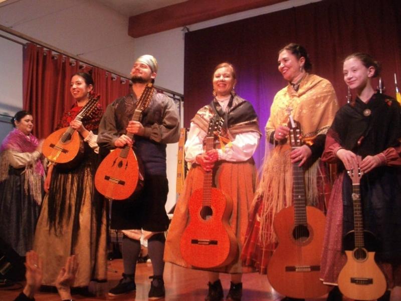 103_anios_grupo-folklorico-guitarras